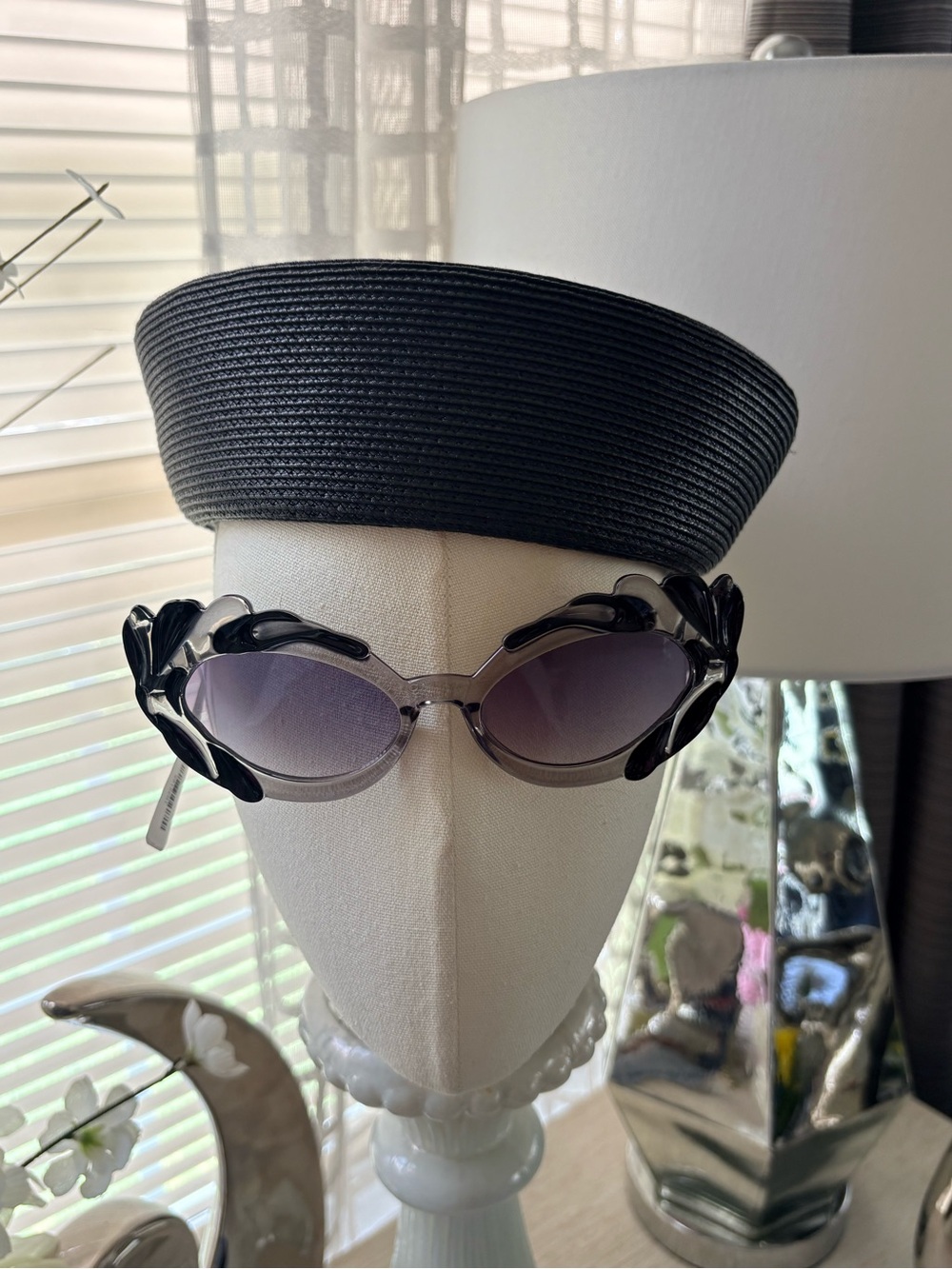 VTG Black Polypropylene Straw Pillbox Hat Size S